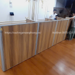 Ưu điểm vách ngăn gỗ 257 khung nhôm quây bàn văn phòng Ưu điểm vách ngăn gỗ 257 khung nhôm quây bàn văn phòng